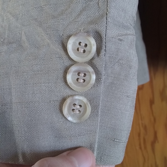 Vintage Austin Reed's of Regent Street skirt and jacket set, 8 - Picture 11 of 12